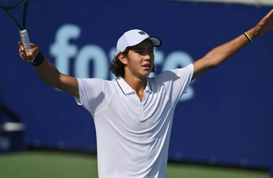 Амир Омарханов взлетел более чем на 100 строчек в рейтинге АТР