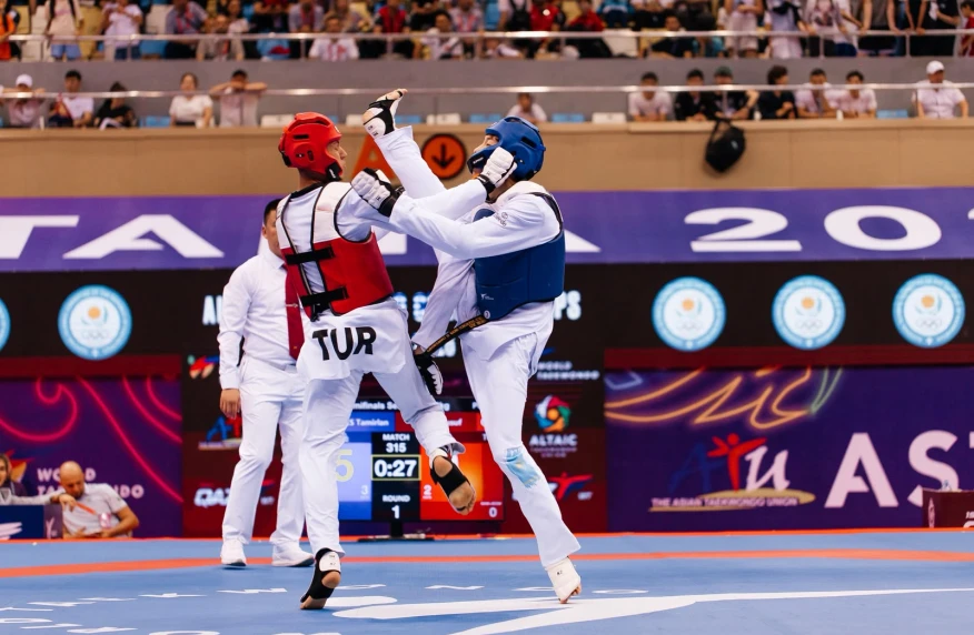 Сборная Казахстана начала чемпионат Алтайского союза с 18 медалей