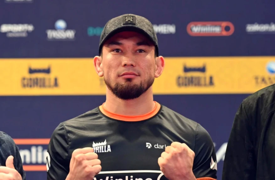 Жасұлан Әкімжан тәжікстандық қарсыласты жеңді (видео)