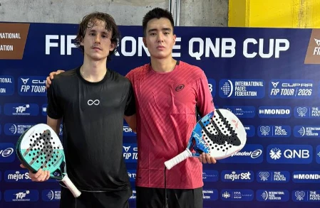 Умбетов и Пак играют на FIP Bronze в Стамбуле