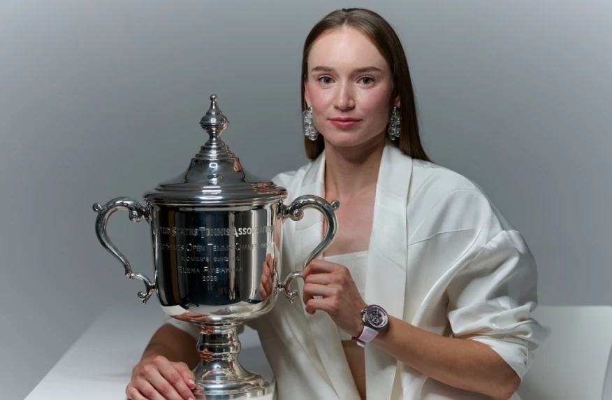 Елена Рыбакина возглавила мировой рейтинг WTA