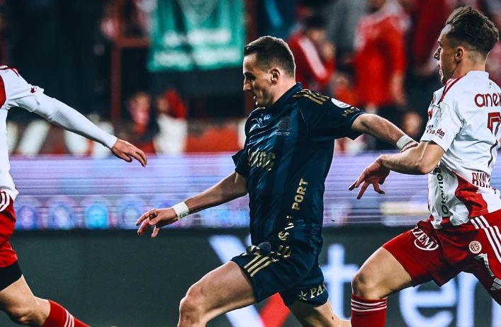 «Фенербахче» потерял очки в Анталье (видео)