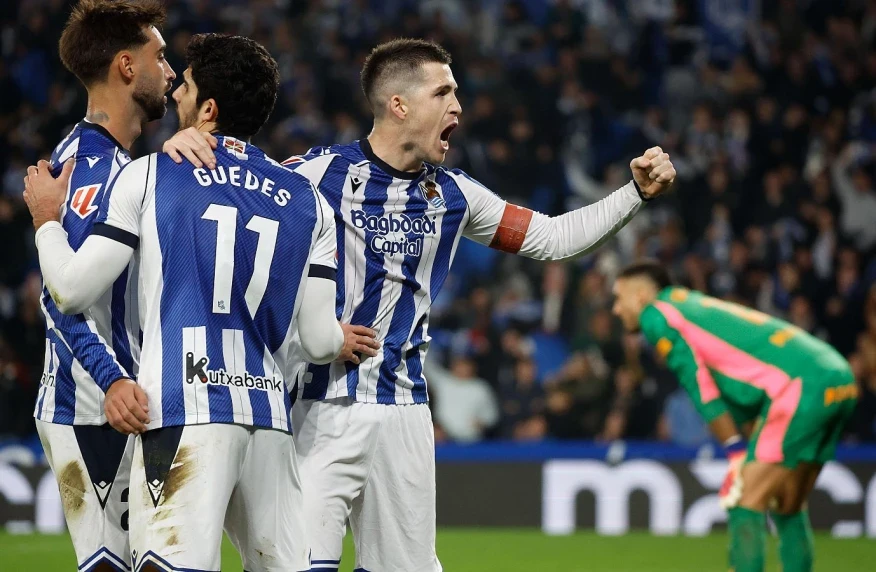 Баск елінің футболшылары келесі кезеңге үміт артады. «Реал Сосьедад» — «Осасуна» матчының тікелей эфирі