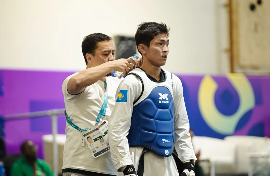 Таеквандисты Дуйсенбек и Аймукашева вышли в четвертьфинал Исламских игр