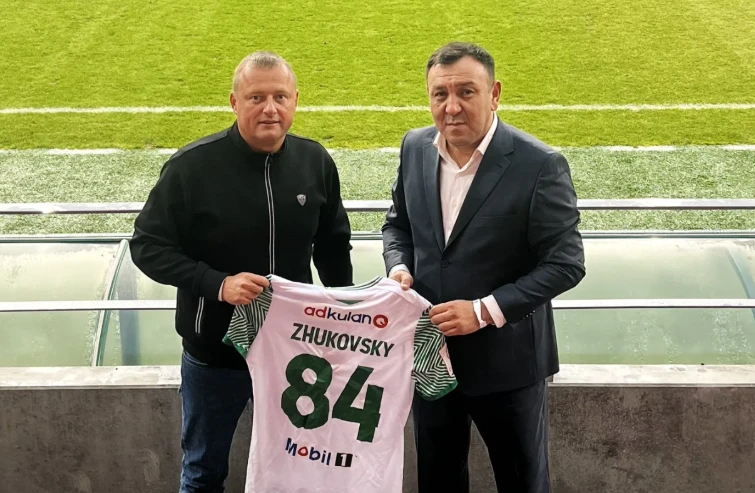 Жуковский продлил контракт с «Атырау»