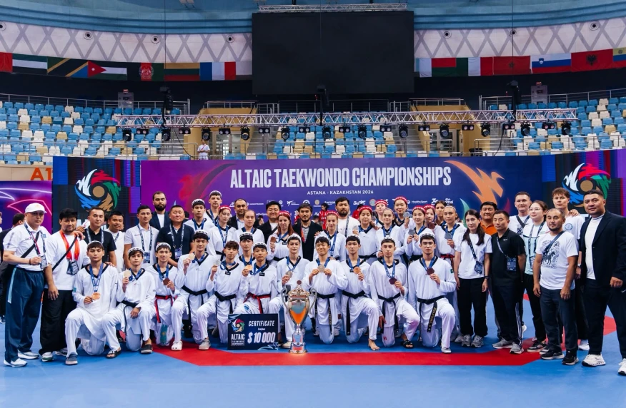 Сборная Казахстана завершила чемпионат Алтайского союза по таеквондо с 48 медалями