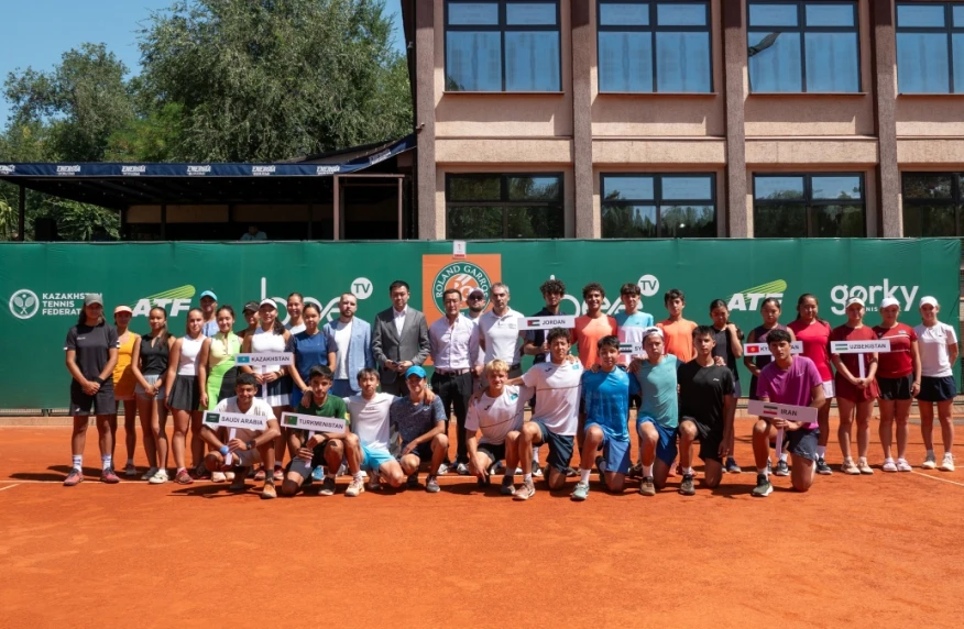 В Алматы стартовал отборочный турнир «Roland Garros Junior Series»
