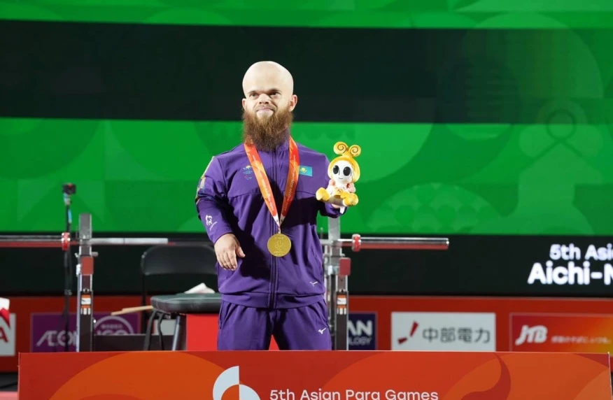 Давид Дегтярев завоевал "золото" на Азиатских Пара играх-2026