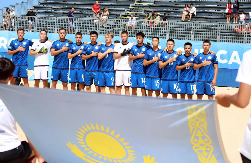 Сборная Казахстана выступит в элите европейского пляжного футбола
