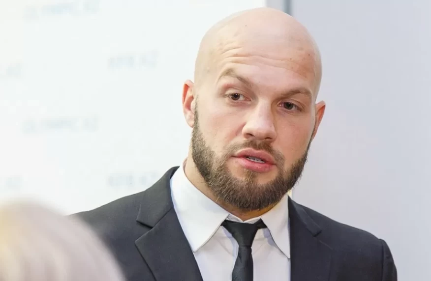 Олимпиаданың күміс жүлдегері Василий Левит жаңа лауазымға тағайындалды