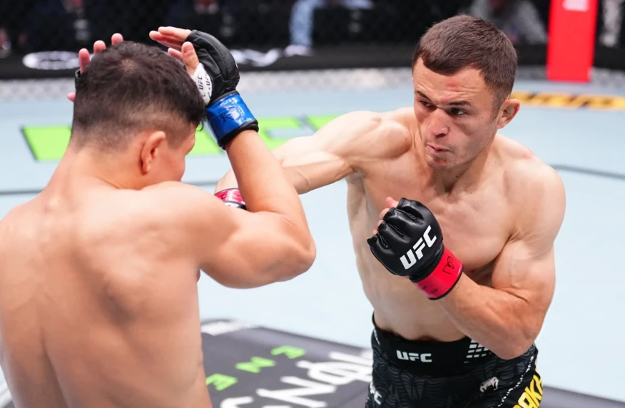 Бекзат Алмахан UFC-дегі үшінші жеңілісіне ұшырады
