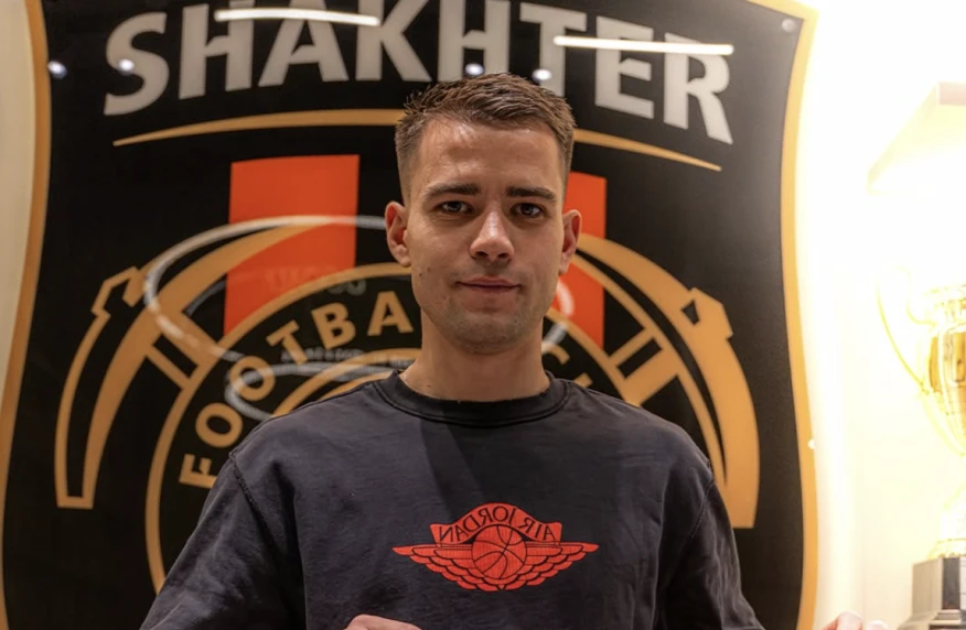 «Шахтер» алматылық «Қайраттың» түлегін қатарына қосты