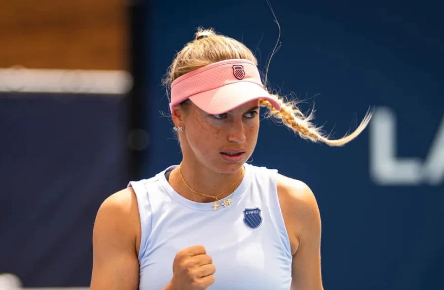 Путинцева вышла в третий круг АО