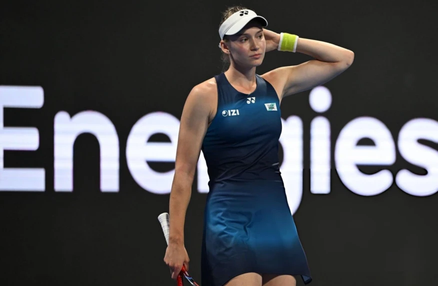 Рыбакина уверено стартовала в Дубае