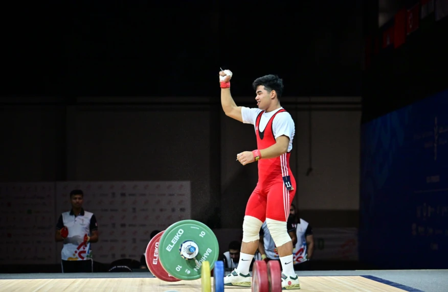 Штангист Нуржан Жумабай с рекордом Азии выиграл юношеские Азиатские игры