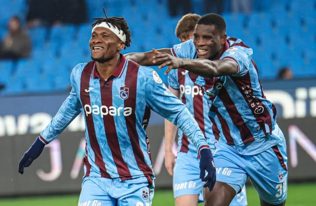 «Трабзонспор» сократил отставание от лидеров (видео)