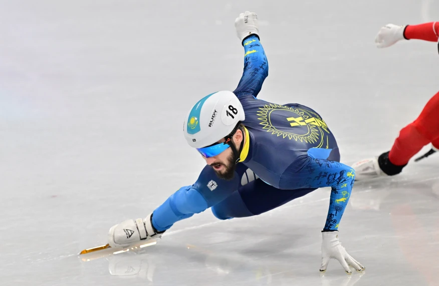 Национальная сборная определилась с составом на чемпионат мира по шорт-треку