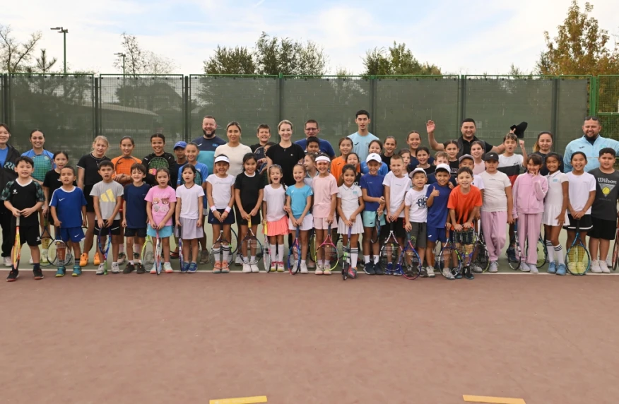 Зарина Дияс провела мастер-класс для детей города Шымкент