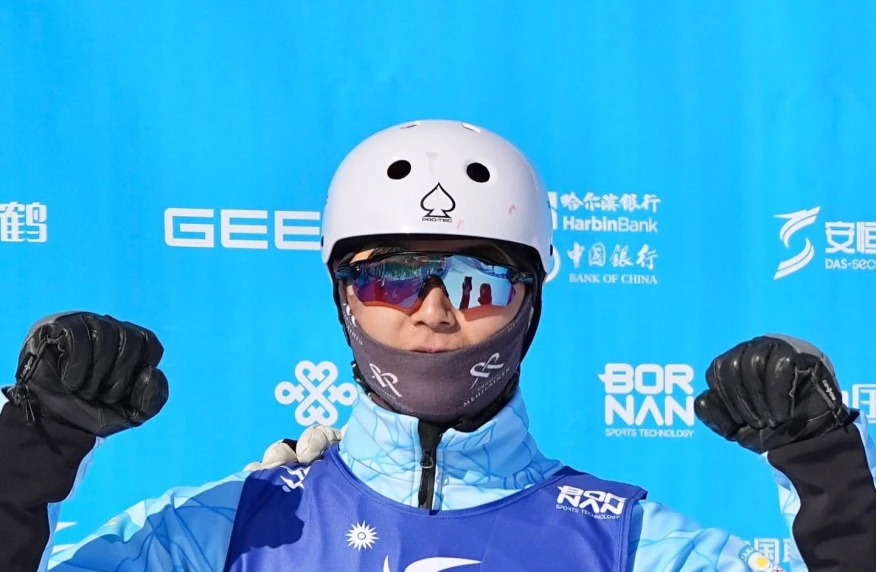 Асан Асылхан стал чемпионом мира по фристайл-акробате среди юниоров