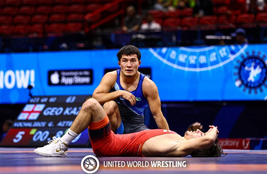 Два казахстанских борца вышли в финал чемпионата мира U23