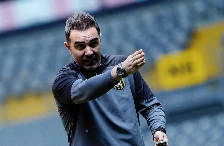 Акис Вавалис: «Кайрат» способен удивить «Олимпиакос»