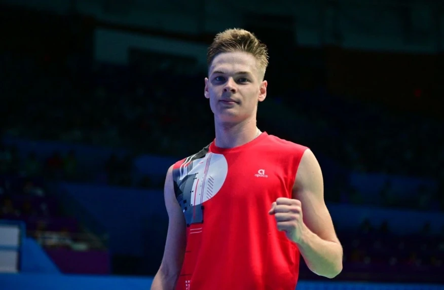 Дмитрий Панарин бадминтоннан Бангладештегі турнирде алтын медаль жеңіп алды