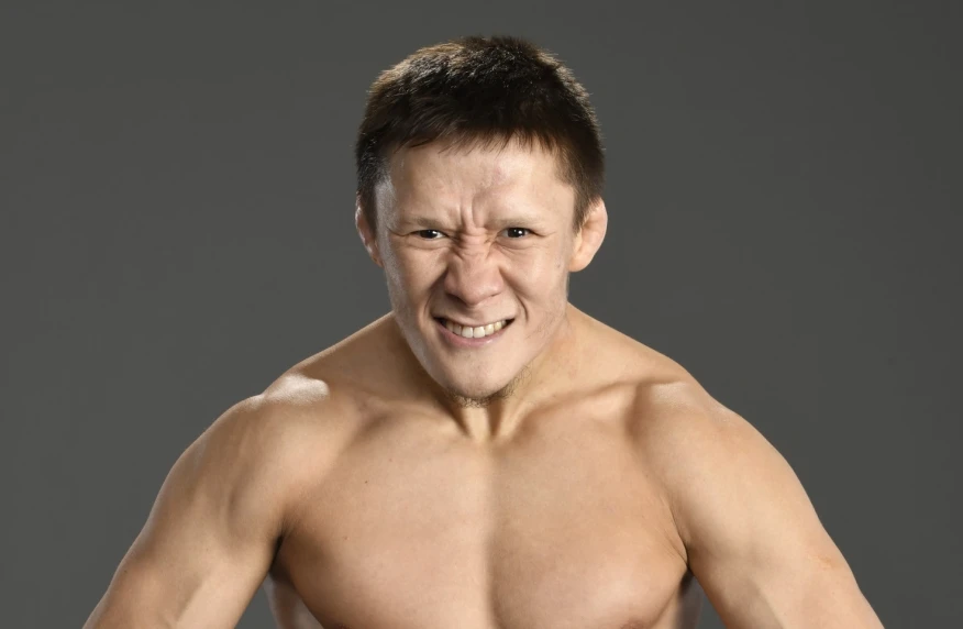 Жумагулов анонсировал свое возвращение в октагон