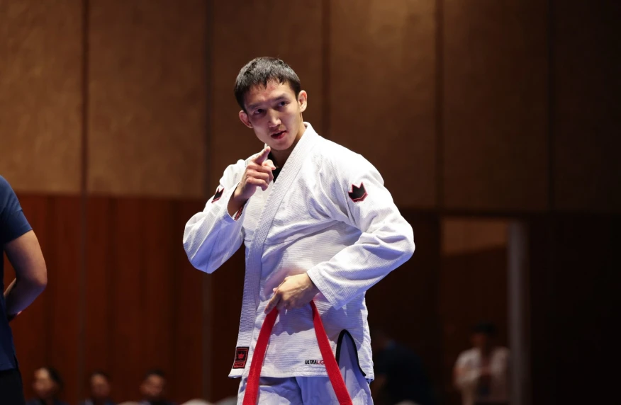 Нұржан Батырбеков джиу-джитсудан жағажайдағы Азия ойындарында алтын медаль жеңіп алды