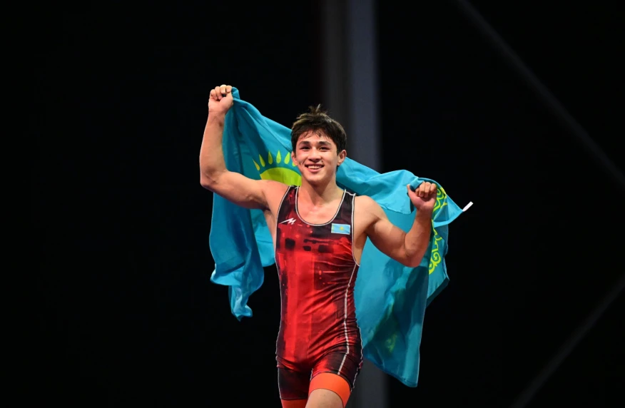 Бекасыл Асамбек завоевал золотую медаль на юношеской Азиаде