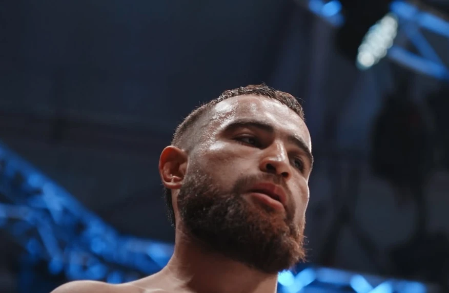 Самандар Рузматов вернулся яркой победой (видео)