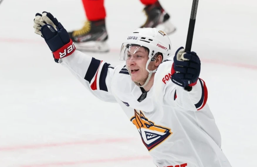 Никита Михайлис қарсылас қақпасына дубль соқты