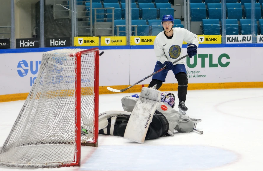 Динмухамед Кайыржан: Нужно выходить и биться за страну и флаг