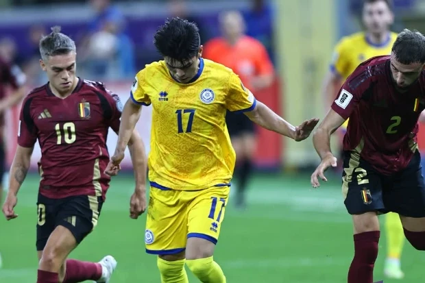 Сүйекті гей порно