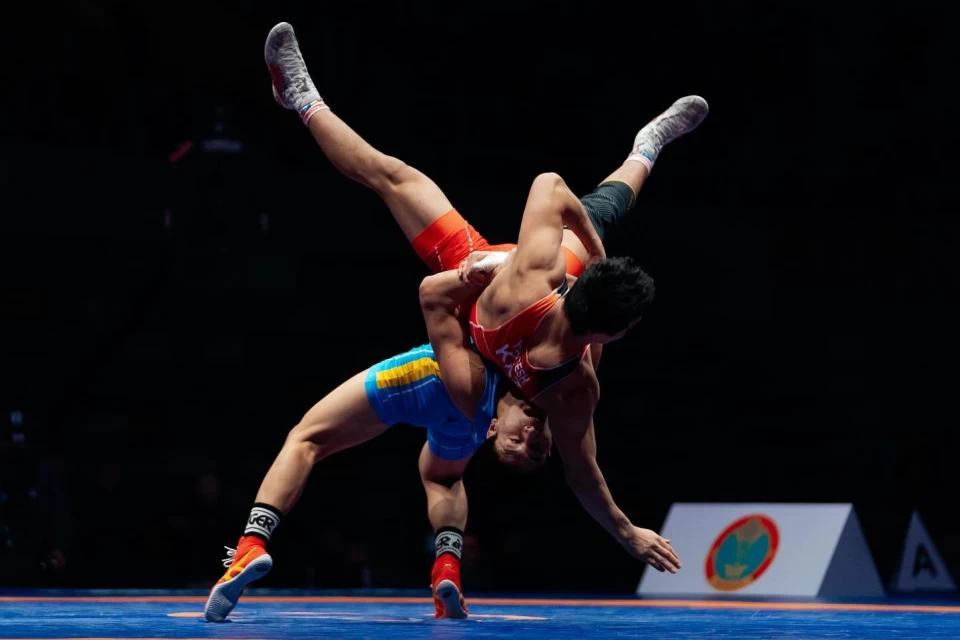 Жігіт қыздың сиқырын сорады