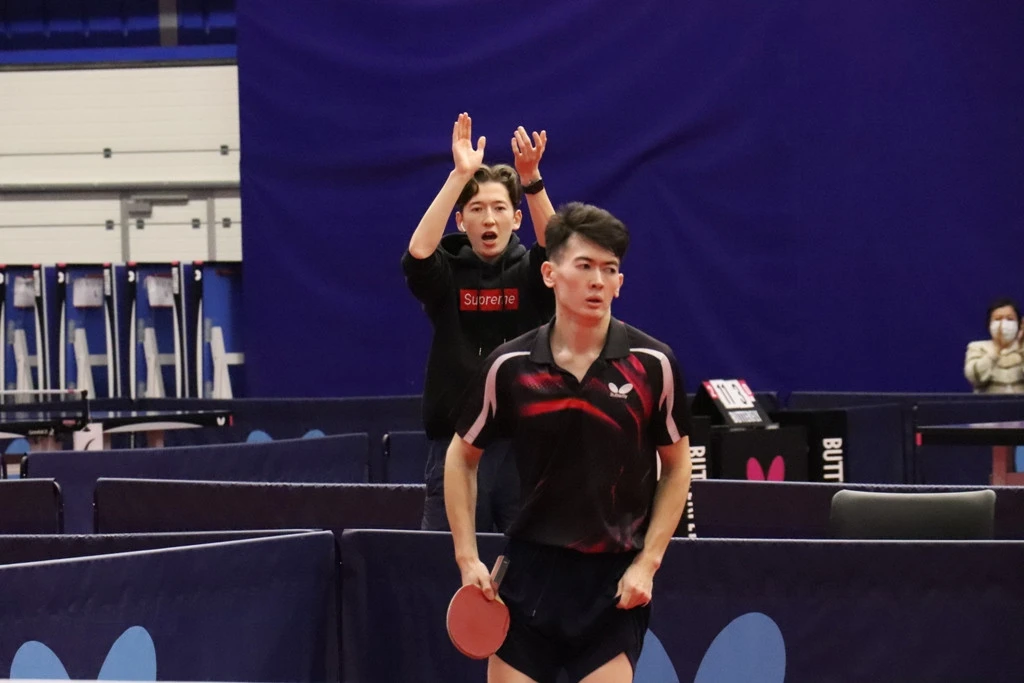 «Два простых парня из маленького городка будут играть бок о бок с топовыми игроками мира». Братья из Уральска подписались в австрийскую лигу