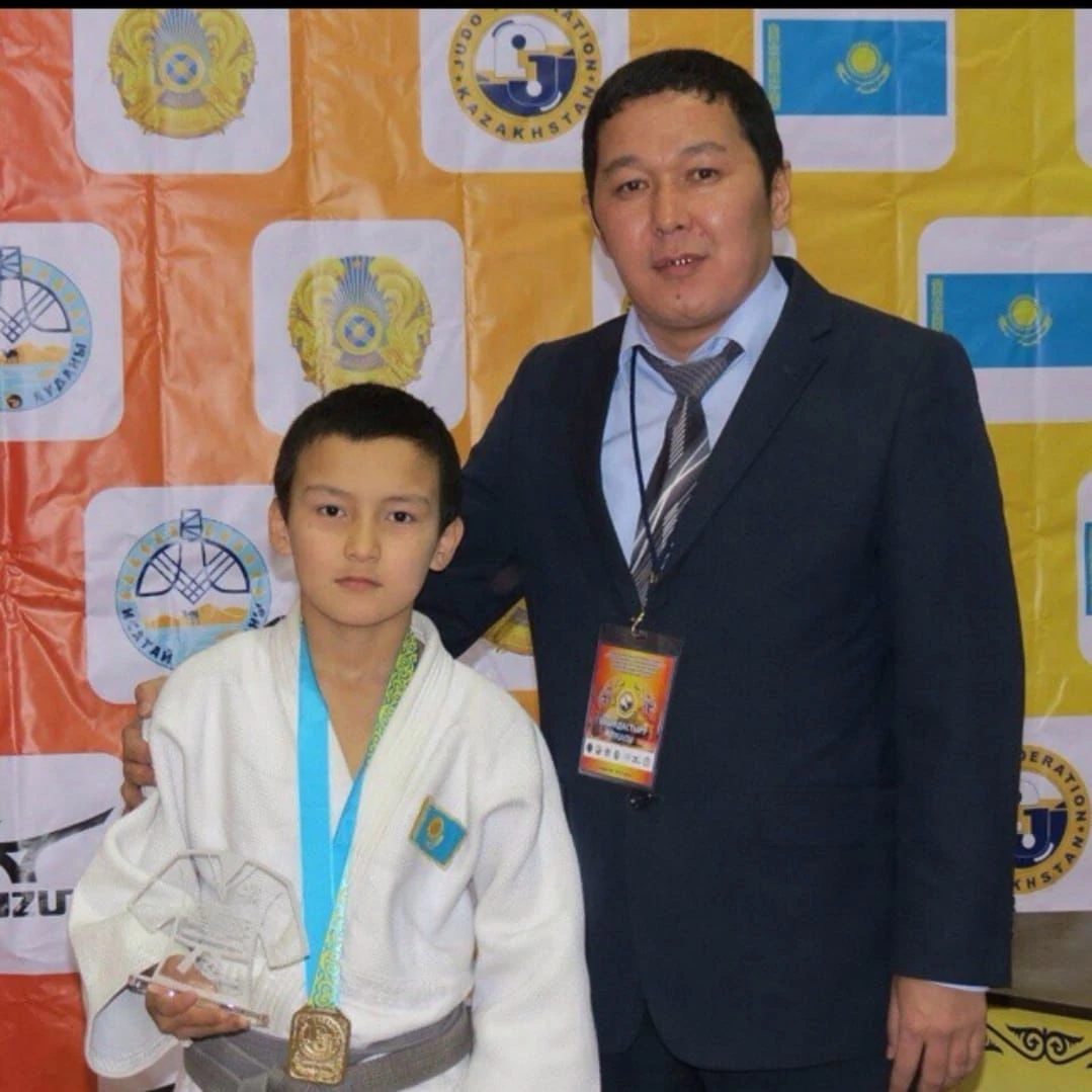 Алты құрлық асқан - Алаш баласы!