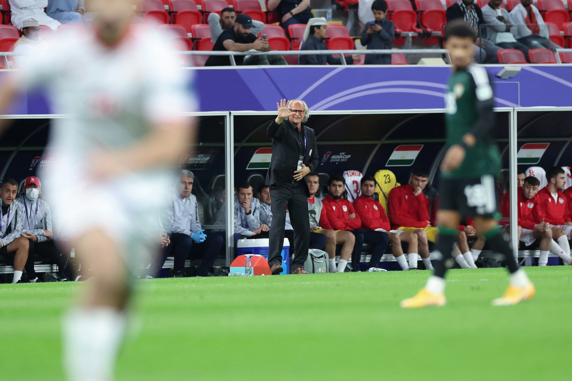 «Архитектор» из Хорватии покоряет Азию. Ведет Таджикистан в полуфинал, уже вписал свое имя в историю Афганистана, Индонезии и Мальдив