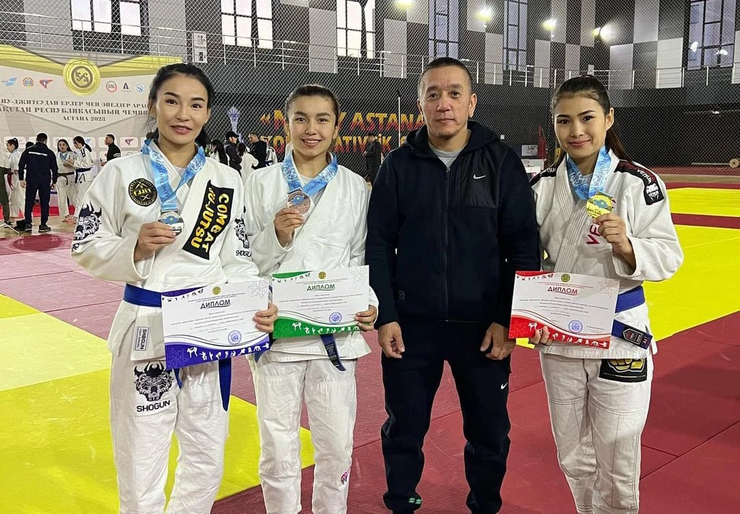 «Бұл қыздардың спорты емес, төбелеспей үйде бала туып отырмайды ма» деген пікірді жиі естимін: Алтынай Мергенбай